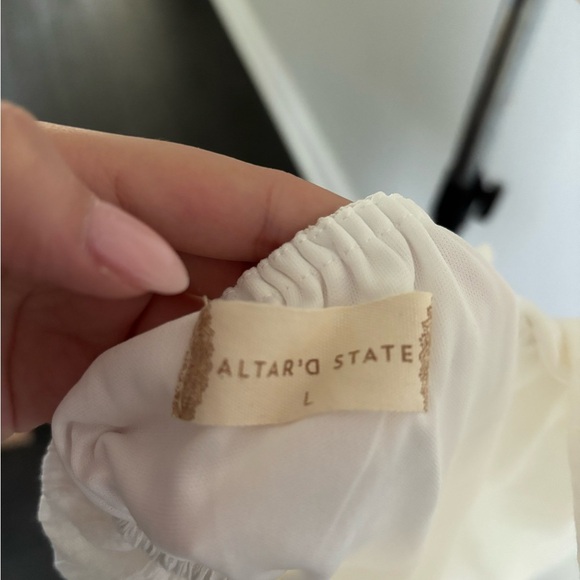 altar’d state open back bow dress - Picture 3 of 3